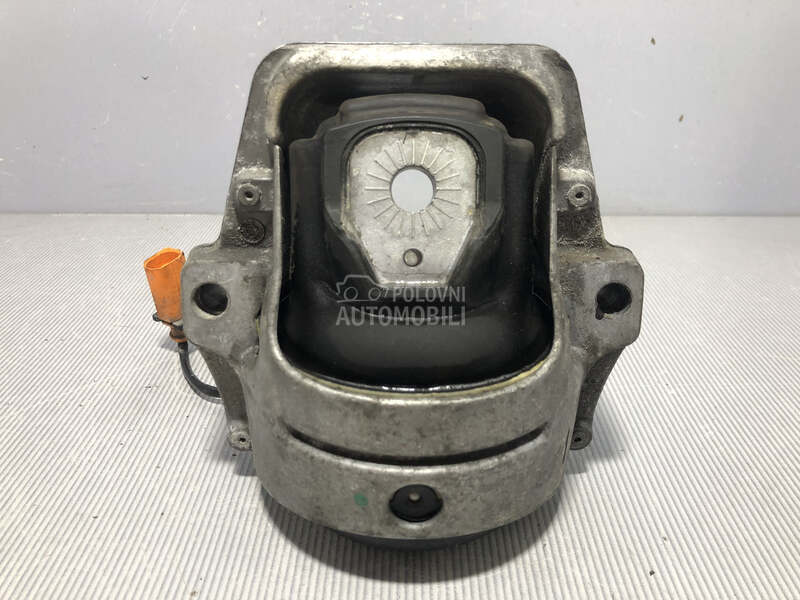 NOSAC MOTORA za Audi Q5
