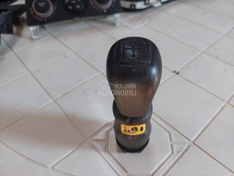 rucica menjaca za Land Rover Freelander od 1999. do 2006. god.
