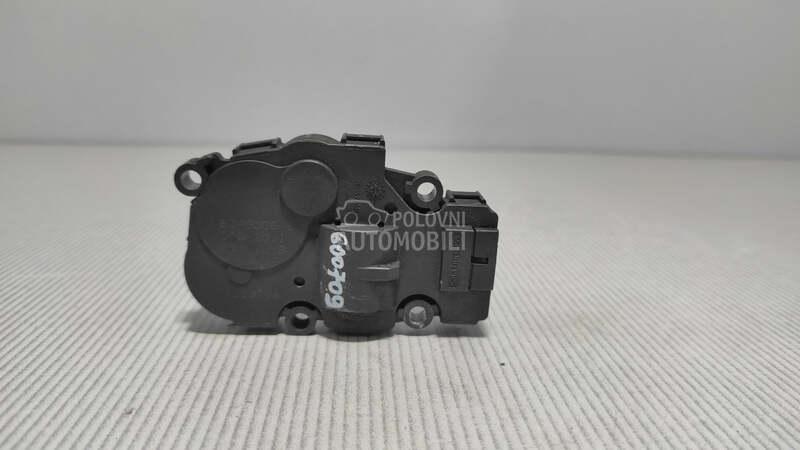MOTORIC VENTILATORA za BMW X3
