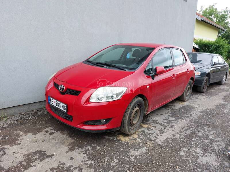 Toyota Auris 2008. god. -  kompletan auto u delovima