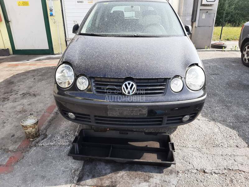 Komplet prednjica za Volkswagen Polo od 2002. do 2004. god.