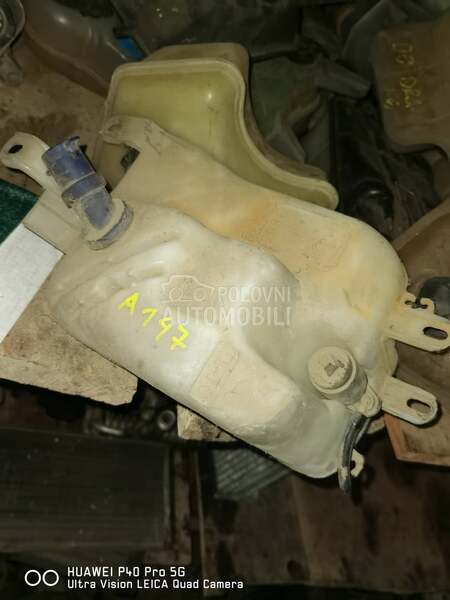 posuda za brisace za Alfa Romeo 147