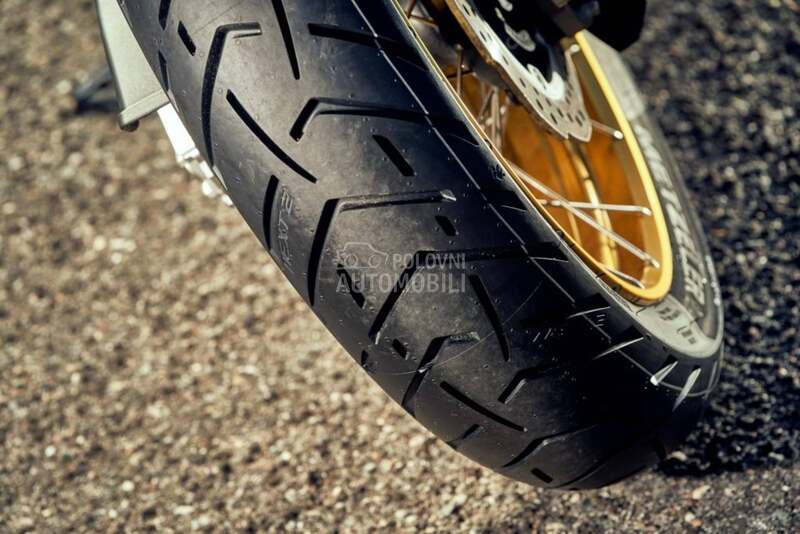 Metzeler 120/70 R19 Letnja