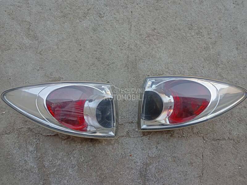 Štop svetla za Mazda 6 od 2002. do 2007. god.