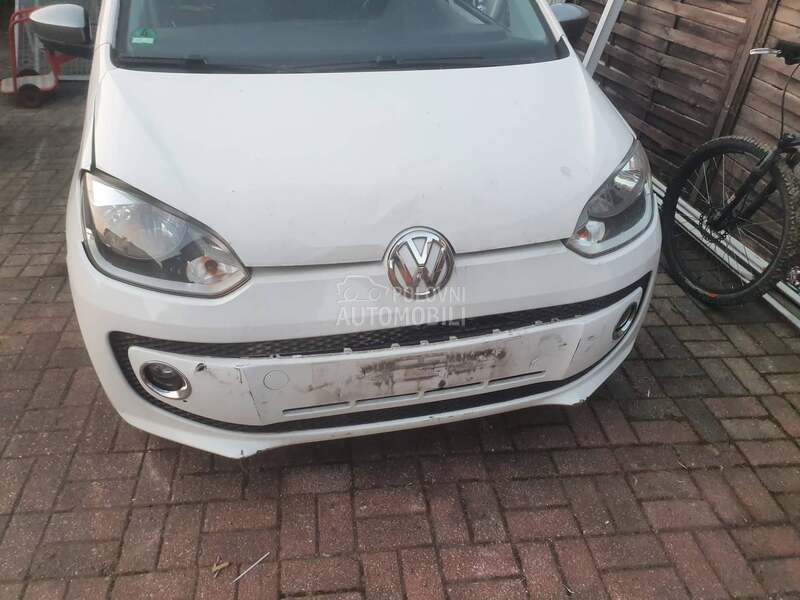 Volkswagen up! -  kompletan auto u delovima