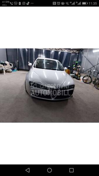 Alfa Romeo 159 -  kompletan auto u delovima