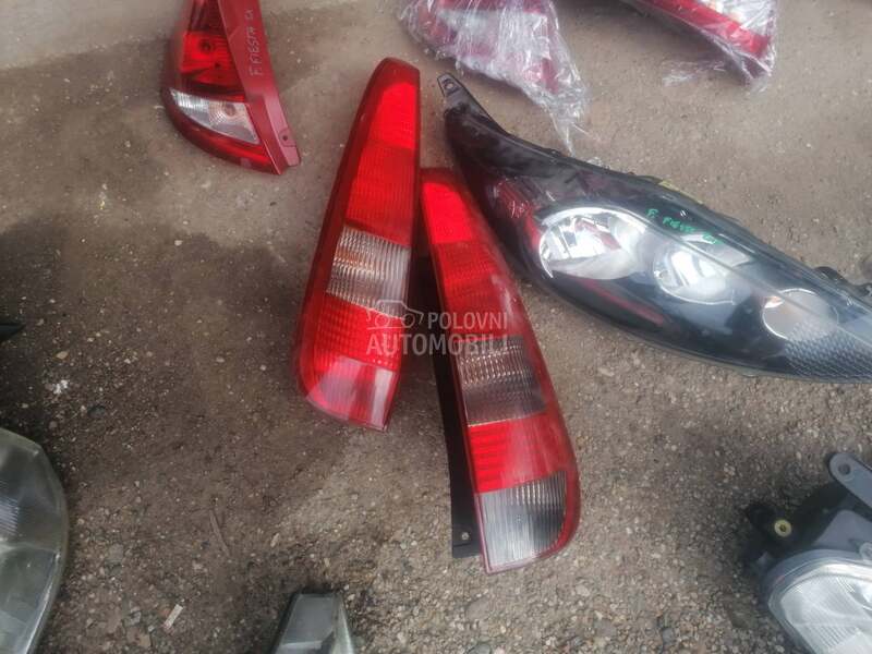 stop lampe 5 vrata za Ford C-Max, Fiesta, Focus ... od 2002. do 2011. god.