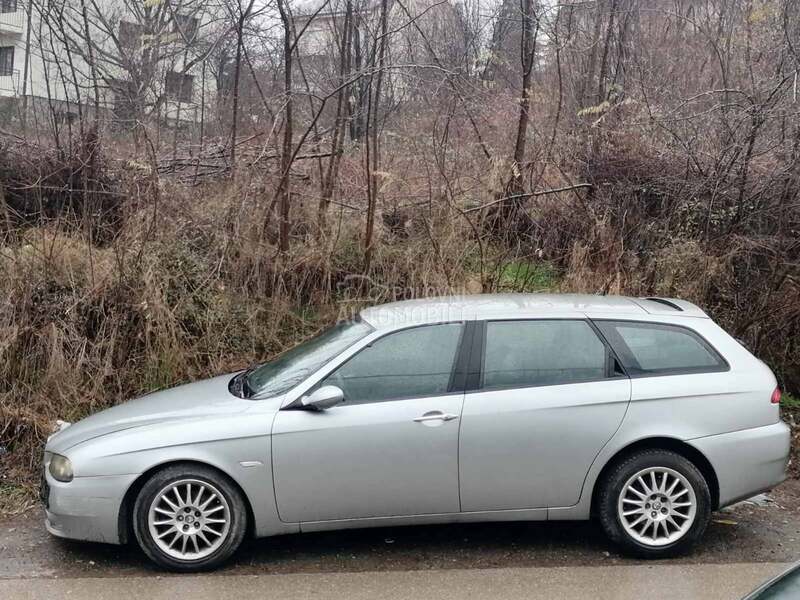 Alfa Romeo 159 -  kompletan auto u delovima