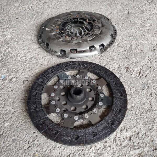 Set kvacila za Renault Laguna