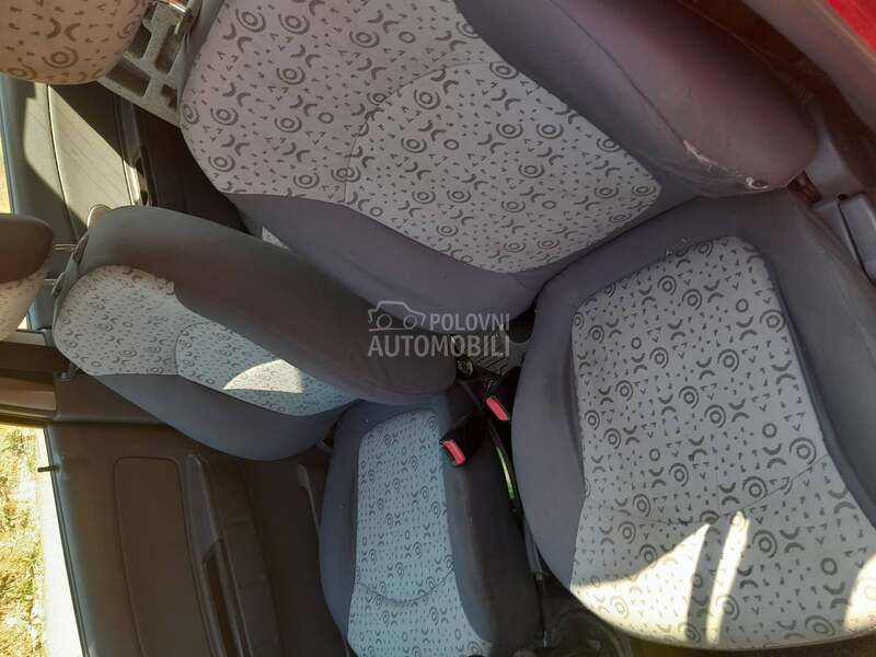 enterijer za Chevrolet Spark