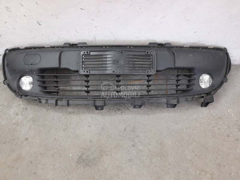 Resetka prednjeg branika za Renault Twingo od 2014. do 2021. god.