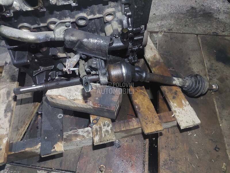 Poluosovine za Peugeot 307