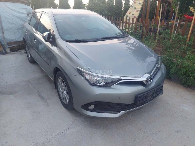 Delovi za Toyota Auris 2016. god.