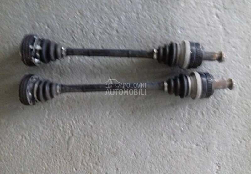 poluosovina f10 f20 f30 za BMW Serija 1, 114, 116 ... od 2000. do 2016. god.