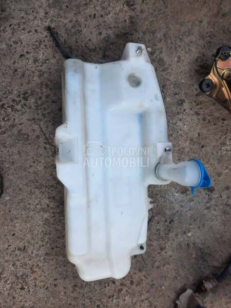 posuda za brisace za Subaru Justy