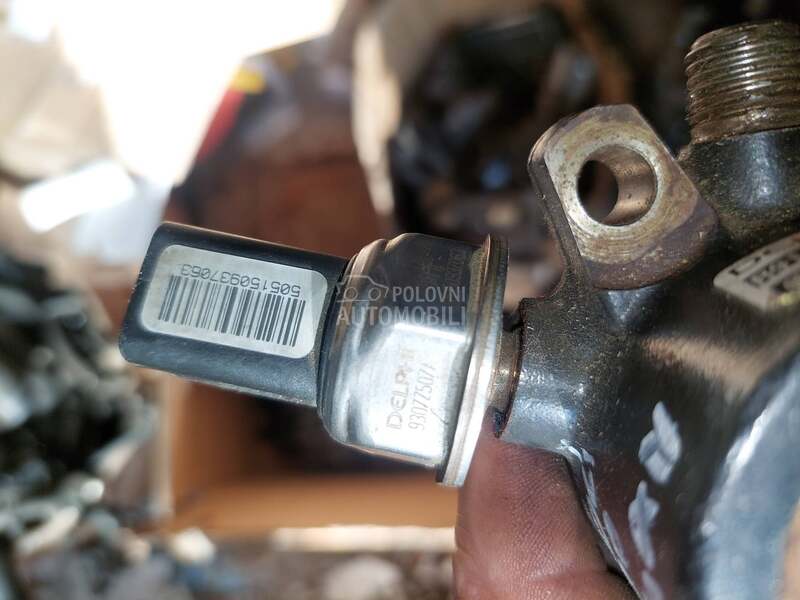 senzor proitiska goriva 1.5dci za Renault Clio, Kangoo, Megane ...