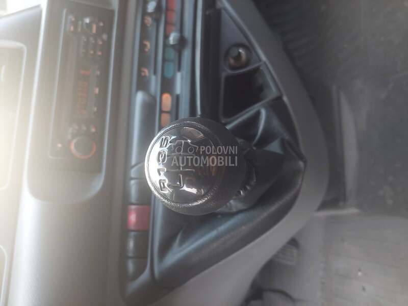 centralna konzola ventilacije za Fiat Scudo od 1996. do 2007. god.