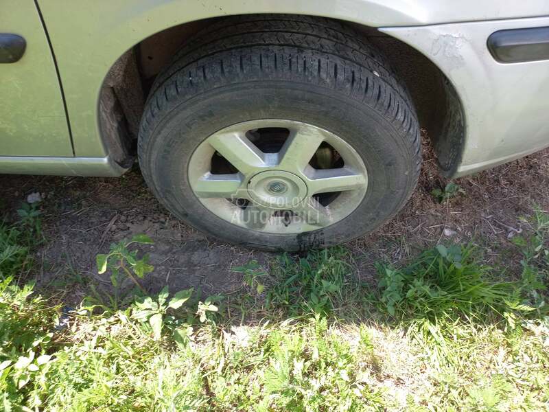 Nexen 215/65 R15 Letnja