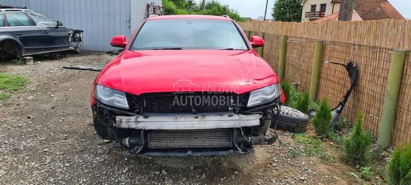 Audi A4 -  kompletan auto u delovima