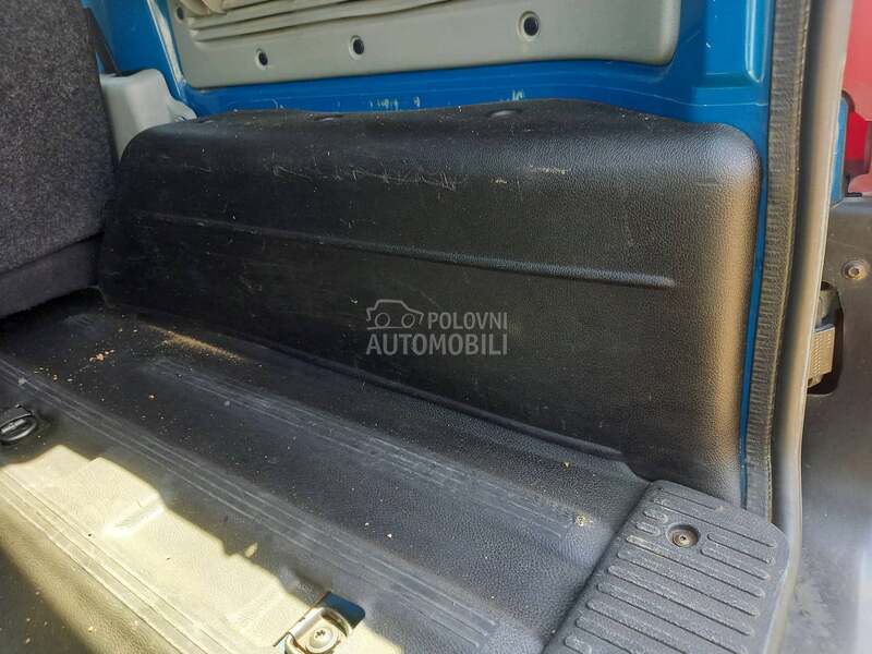 Plastike u gepeku putnički za Renault Kangoo