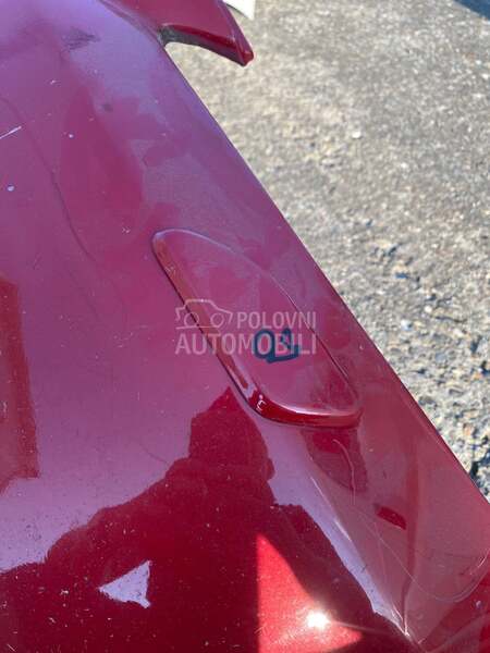Prskalica za pranje farova za Mazda 3 od 2003. do 2006. god.