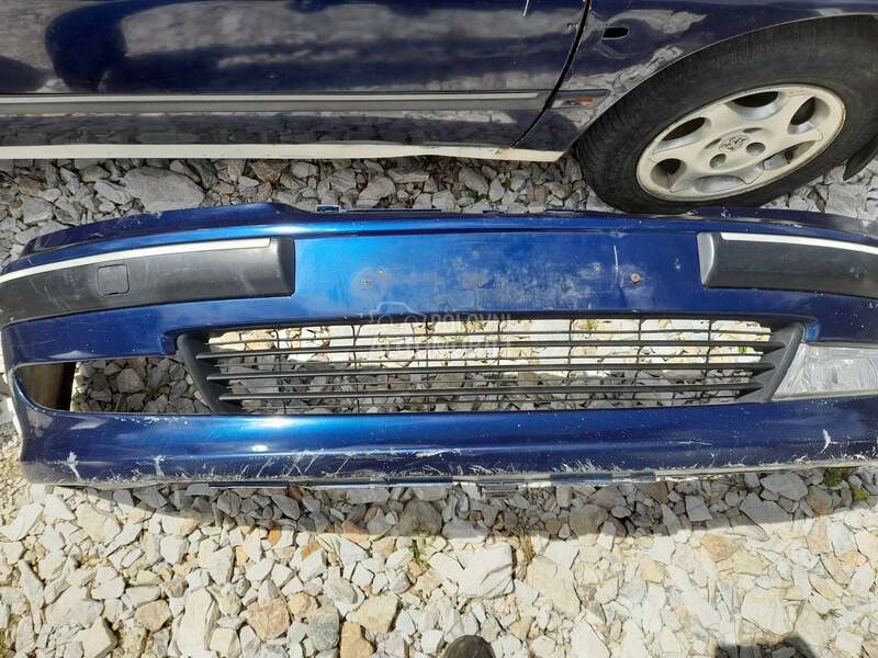 prednji branik za Peugeot 406
