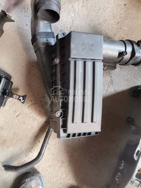 Filter vazduha za Volkswagen Golf 5