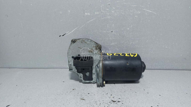 MOTORIC PREDNJEG BRISACA za Audi A6