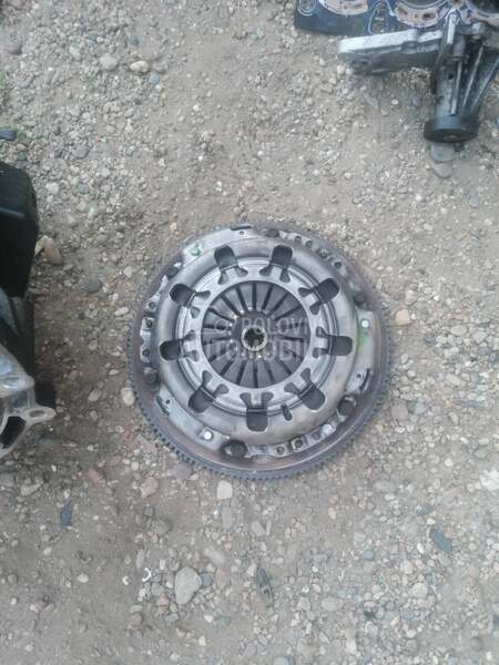 set kvacila 1.4 benzinac za Ford Fiesta od 2003. do 2007. god.
