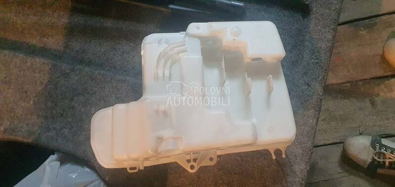 posuda vode m5 m6 za BMW Serija 5, Serija 6, M5 ...