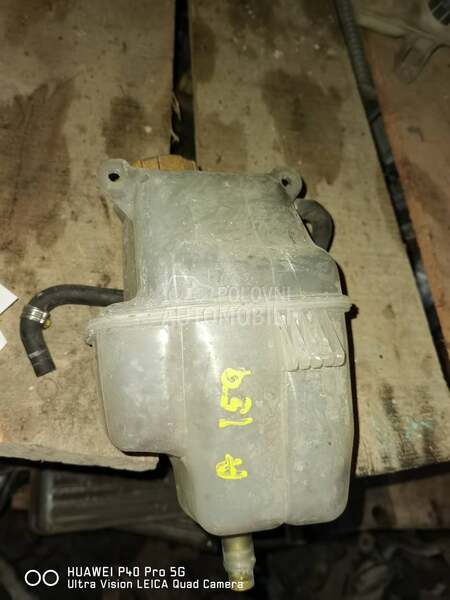 posuda za vodu za Alfa Romeo 159