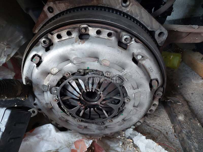 plivajući zamajac za Peugeot 307, 407