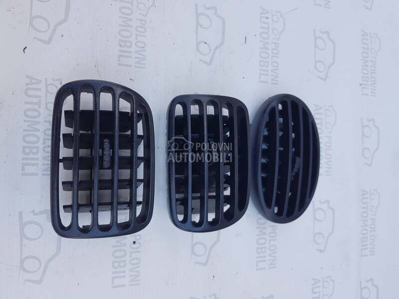 REŠETKE VENTILACIJE za Renault Megane od 1999. do 2003. god.