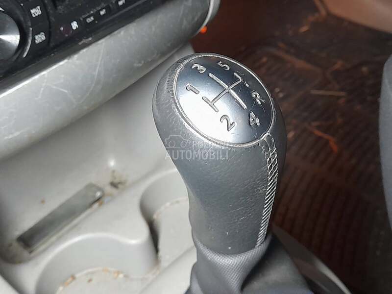 rucica menjaca za Renault Modus od 2003. do 2010. god.