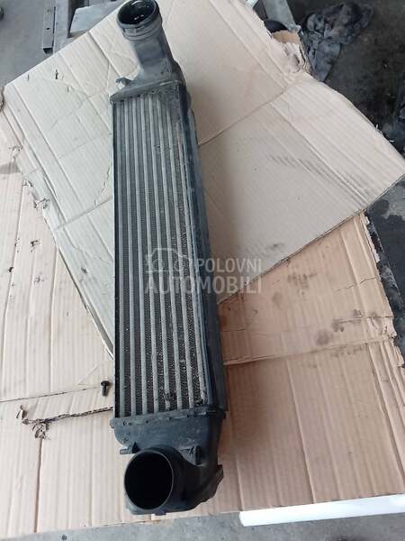 Hladnjak interkulera 320d za BMW 320 od 2003. do 2006. god.