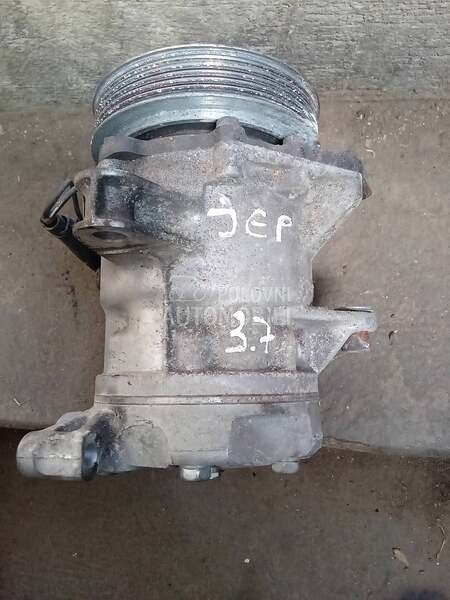 kompresor klime 3,7 za Jeep Cherokee od 2003. do 2008. god.