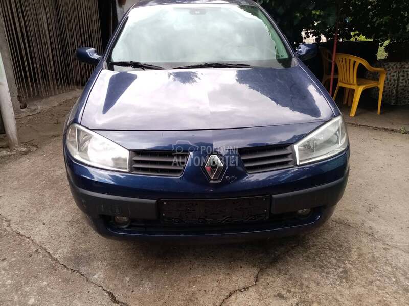Renault Megane 1.6benzin 2005. god. -  kompletan auto u delovima