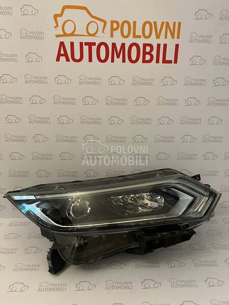 Levi i desni far za Nissan Qashqai od 2016. do 2021. god.