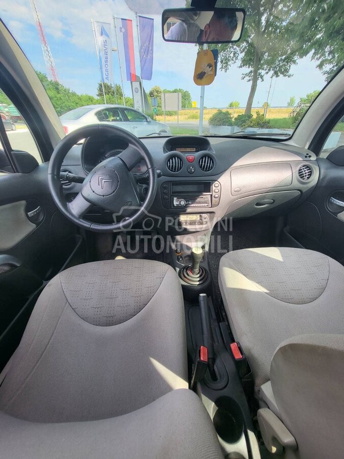 poklopac kasete za Citroen C3
