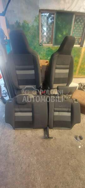 Sedista za Volkswagen up!