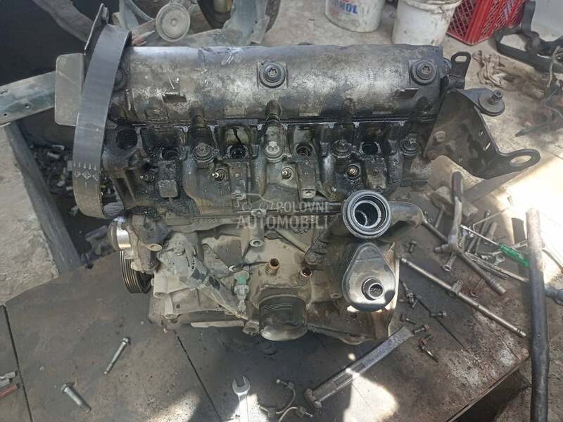 Motor za Mitsubishi Carisma od 1998. do 2003. god.