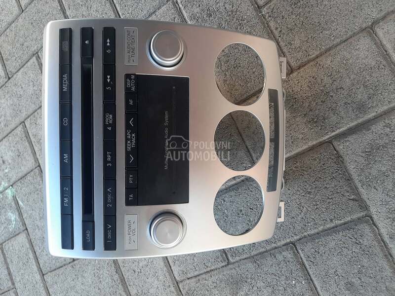 Auto radio za Mazda 5