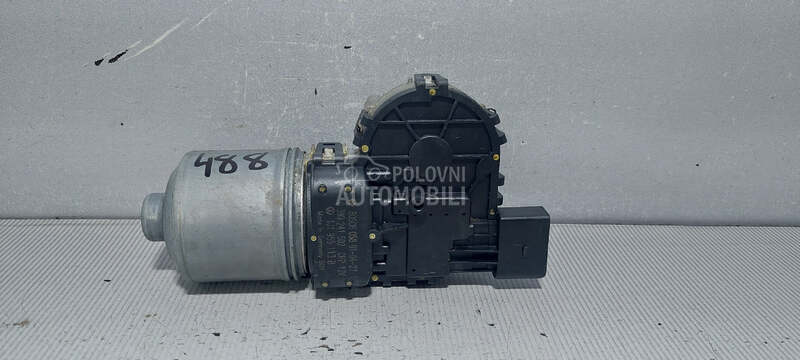 MOTORIC PREDNJEG BRISACA za Volkswagen Golf 4