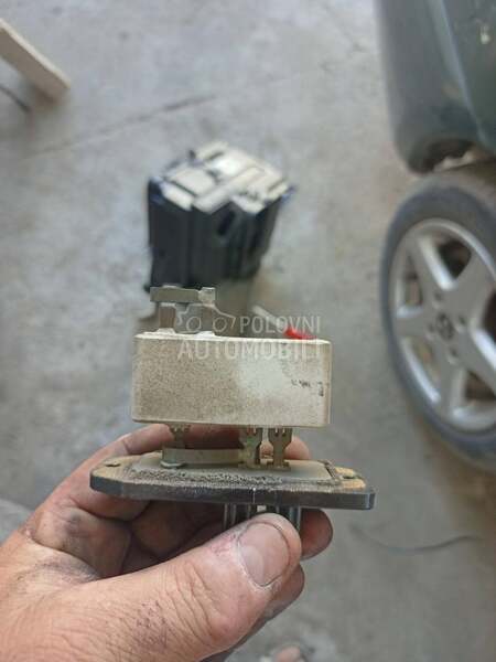Reostat za Mitsubishi Carisma od 1995. do 2003. god.