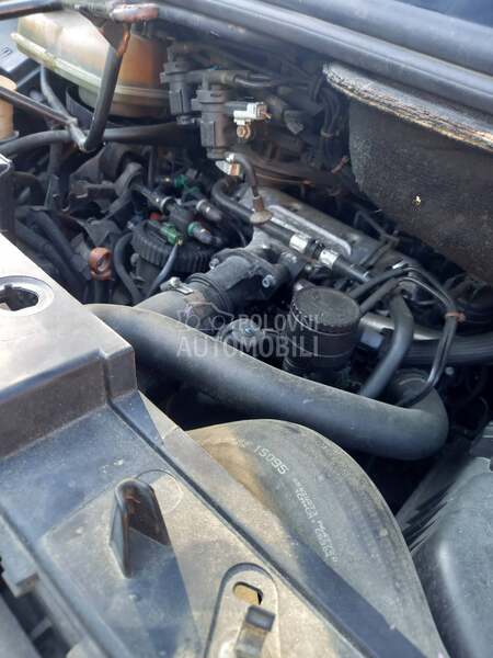 Motor 2.2JTD i delovi motora za Lancia Phedra