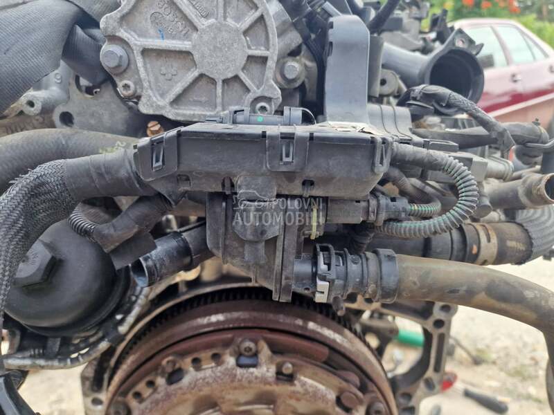 Kuciste termostata za Peugeot 2008, 208, 308 ... od 2013. do 2018. god.
