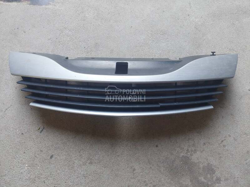 maska za Renault Laguna