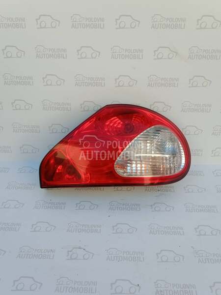 Desno stop svetlo za Jaguar X-Type od 2005. do 2011. god.