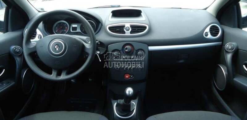 srednji retrovizor za Renault Clio od 2005. do 2012. god.