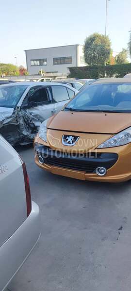Prednji branik za Peugeot 207 od 2005. do 2014. god.